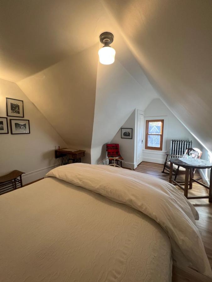 Gable House Bed And Breakfast Inn ดูแรงโก ภายนอก รูปภาพ