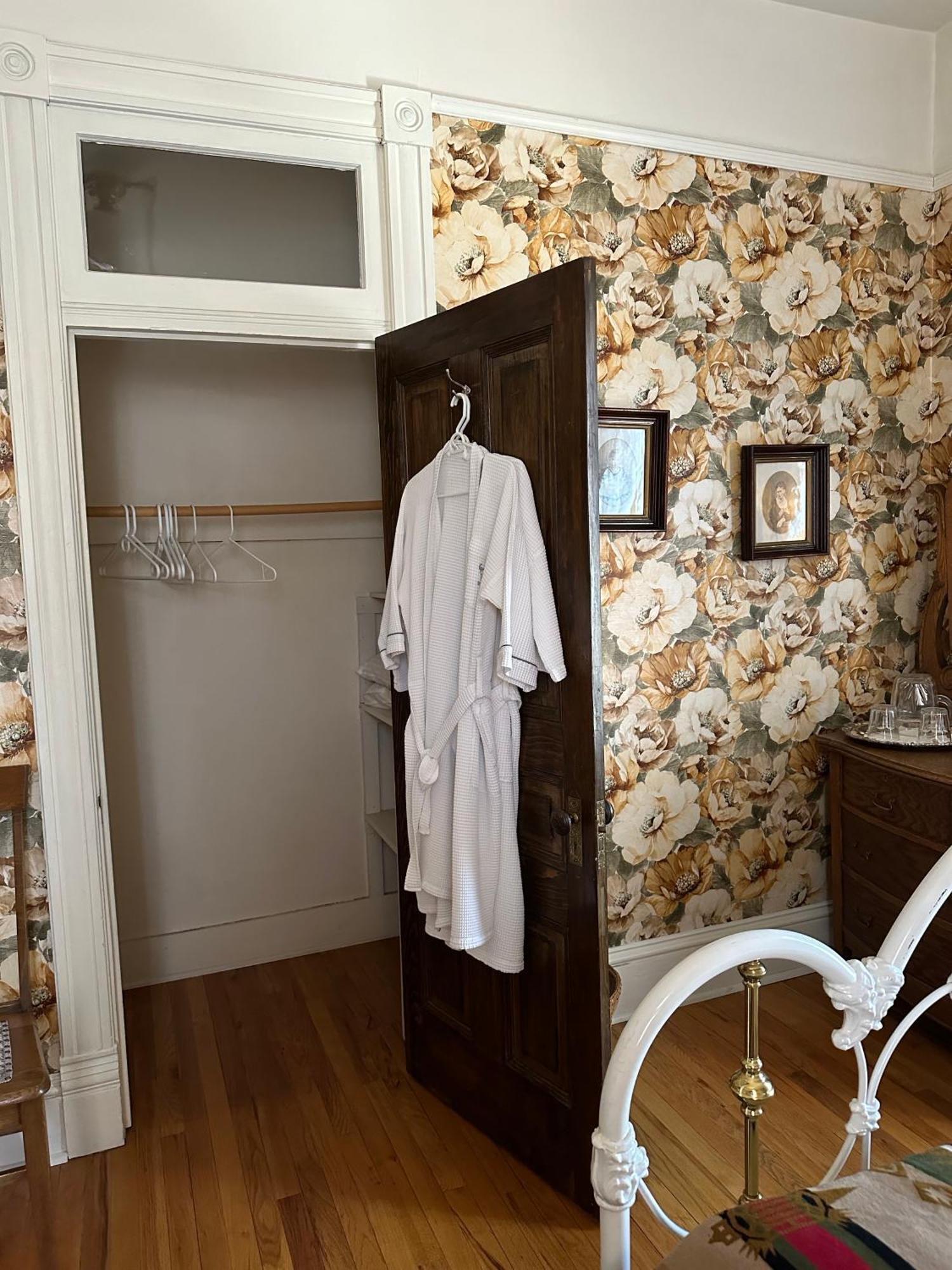 Gable House Bed And Breakfast Inn ดูแรงโก ภายนอก รูปภาพ