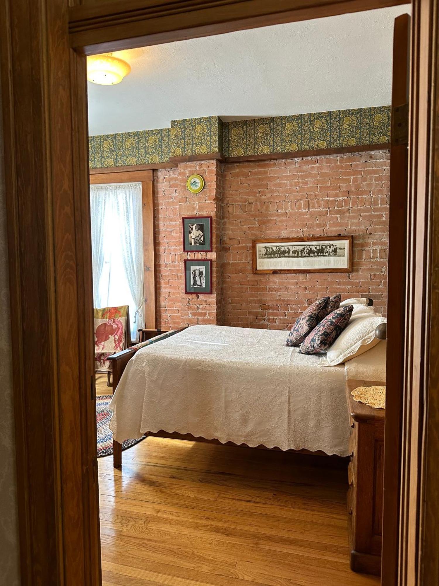 Gable House Bed And Breakfast Inn ดูแรงโก ภายนอก รูปภาพ